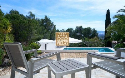  Cozy villa with lovely views of the sea and Altea.